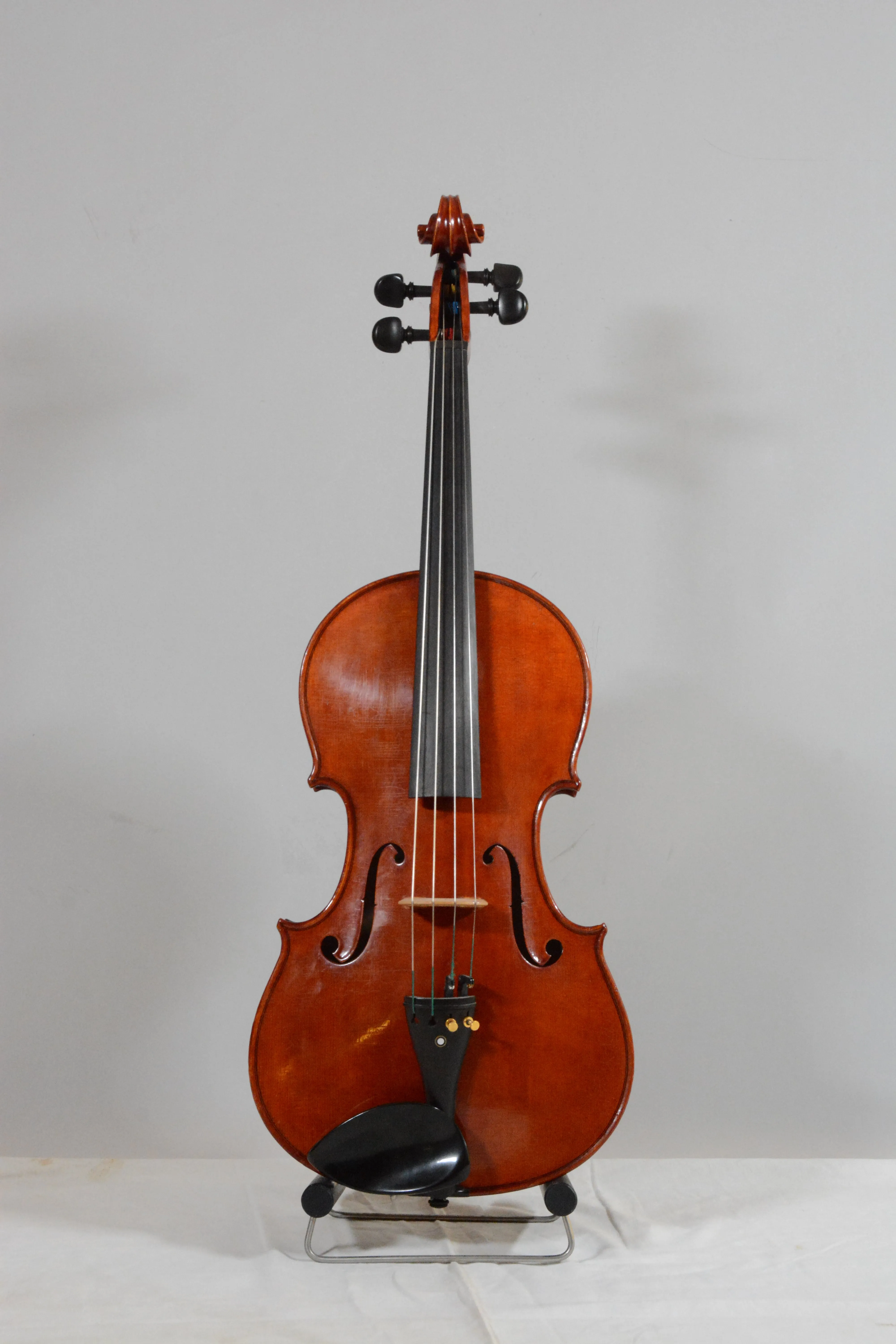 Front einer Bratsche